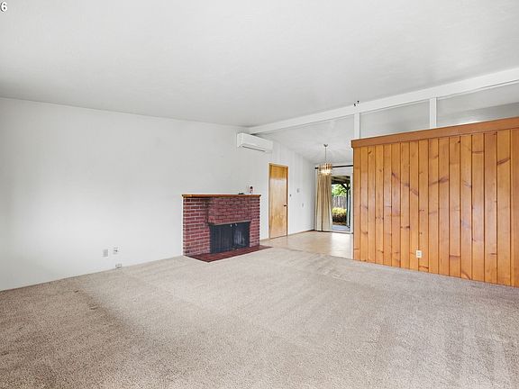 4th image of 1318 Quinalt St