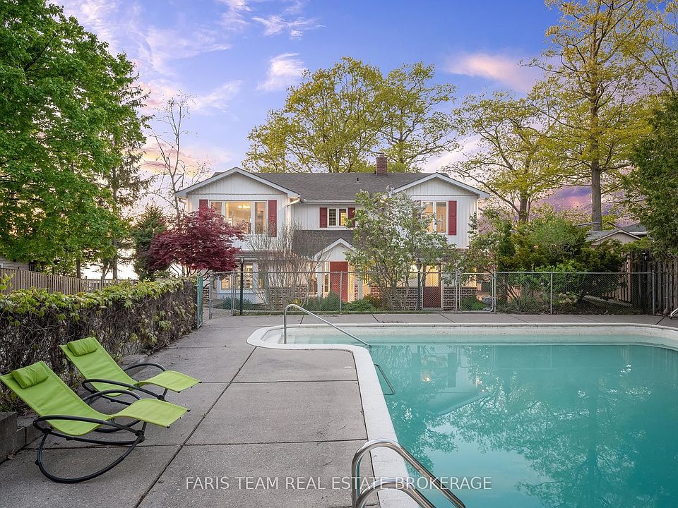 1st image of 10 White Oaks Rd