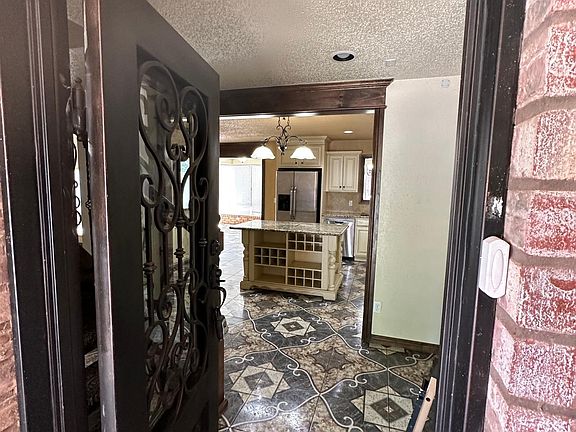 5th image of 8020 NW 20th St