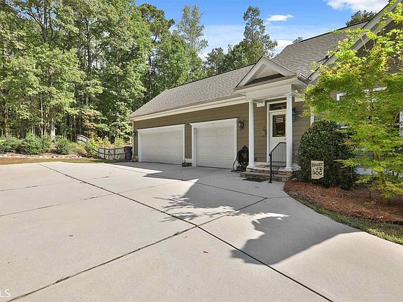 4th image of 140 Adams Park Dr