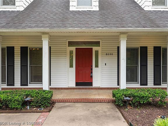 5th image of 8600 Canopy Oaks Dr