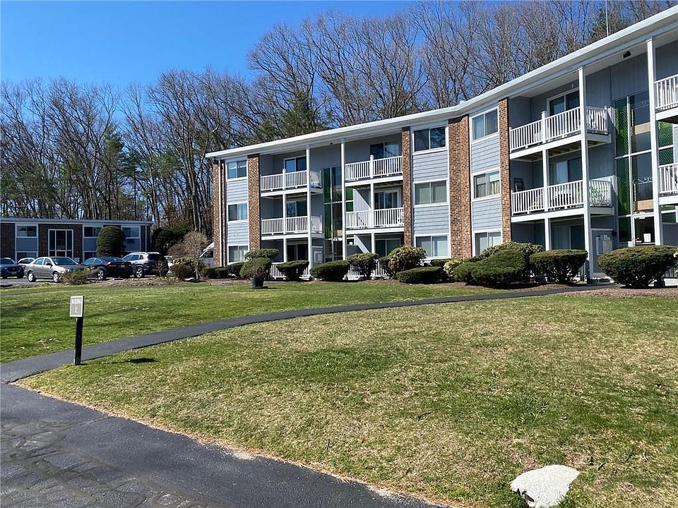 1st image of 494 Putnam Pike Unit 5C