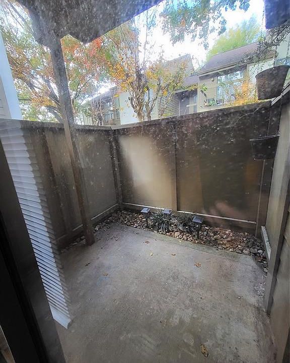 1st image of 10049 Westpark Dr APT 117