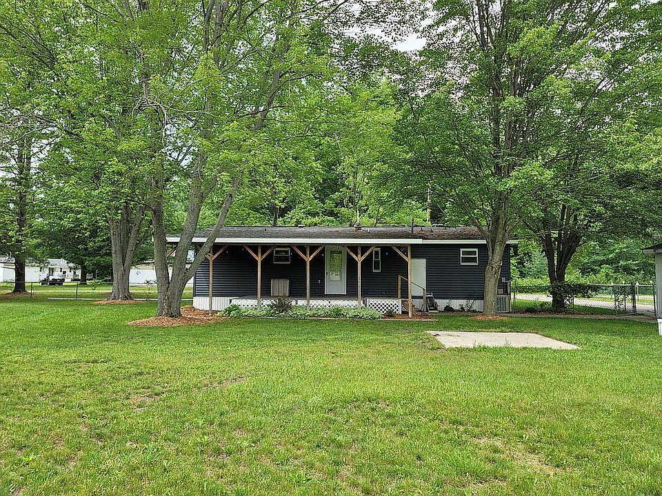 1st image of 1096 Walnut Rd