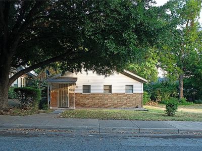 1002 E 2nd St, Fort Worth, TX, 76102
