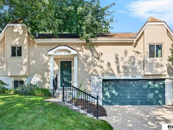 8502 S 143rd St, Omaha, NE 68138
