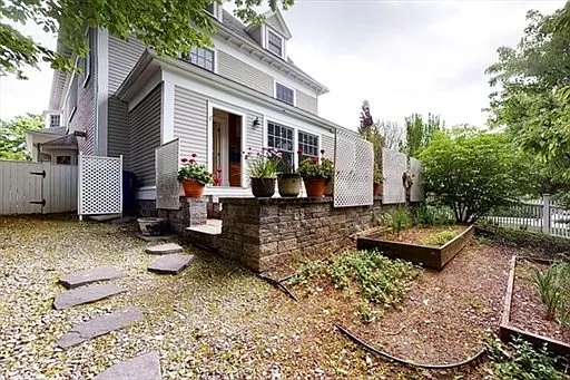 Exclusive yard