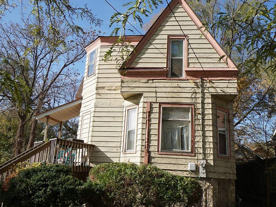 2nd image of 306 N Central Ave