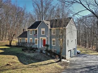 613 Patriot Rd, Southbury, CT 06488