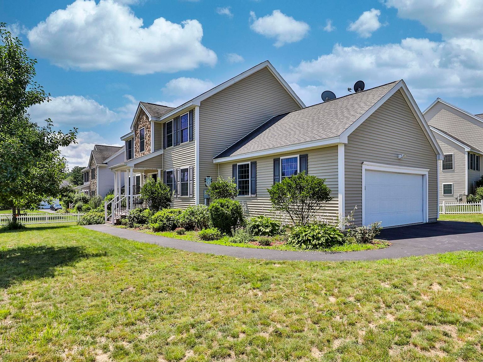113 Cherrywood Drive, Nashua, NH 03062 MLS 4962778 Zillow