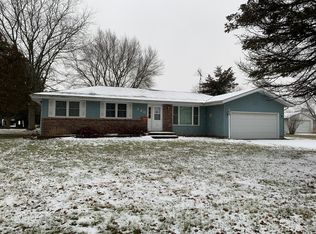 580 Pacific St, Essex, IL 60935