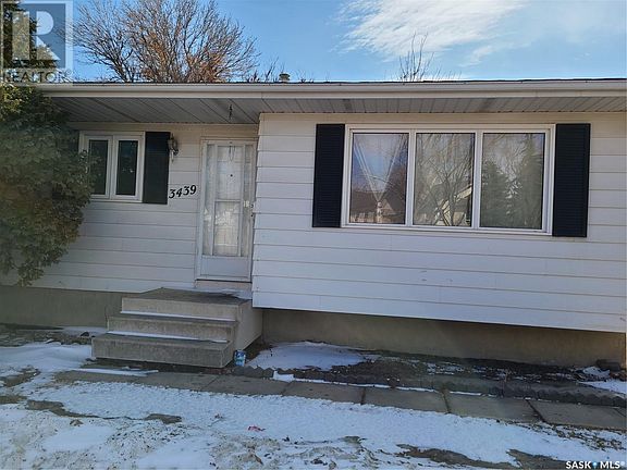 2nd image of 3439 Fairlight Dr