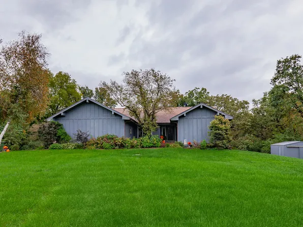 360 332nd Pl, Perry, IA 50220
