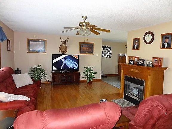 5th image of 361 Northwood Dr