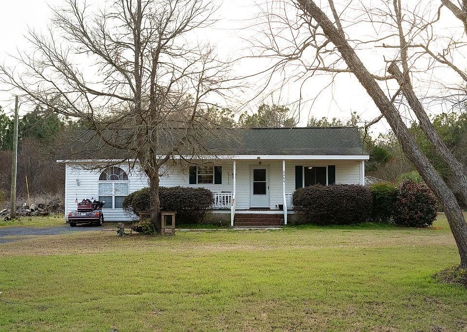 1st image of 2064 Martin St.