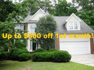 121 Ivy Brook Ln, Chapel Hill, NC 27516