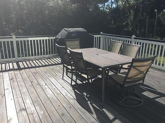 4th image of 3044 Riverwood Dr
