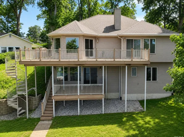 2800 N Baers Ct, Monticello, IN 47960