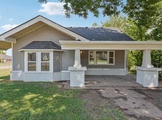 311 N Division St, Cleveland, OK 74020