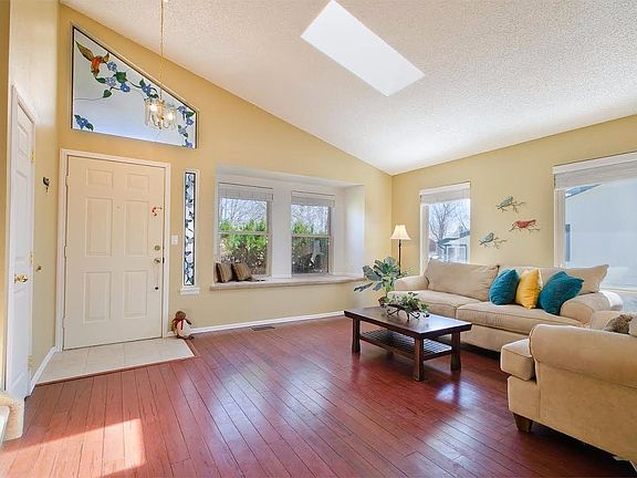 Entry into Living Room