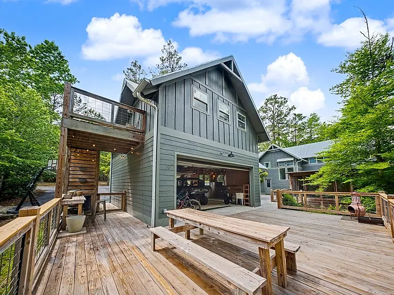 160 Delcrest Dr — Photo 46