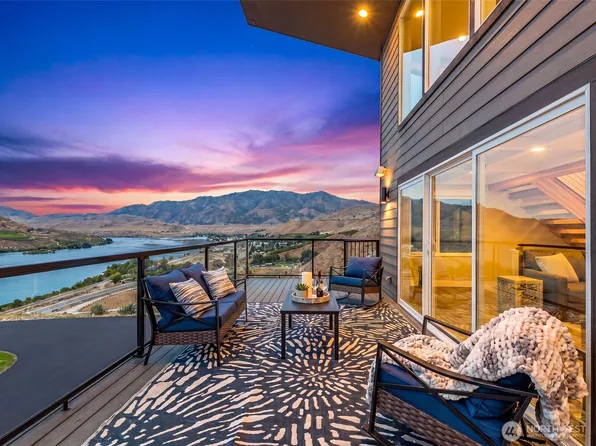 44 Osprey Nest Road, Pateros, WA 98846