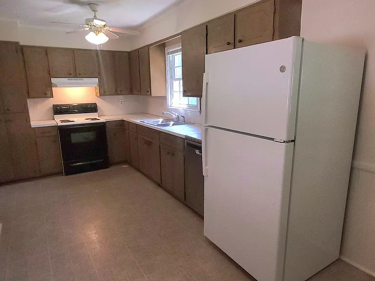 192 Sigmon Rd — Photo 2