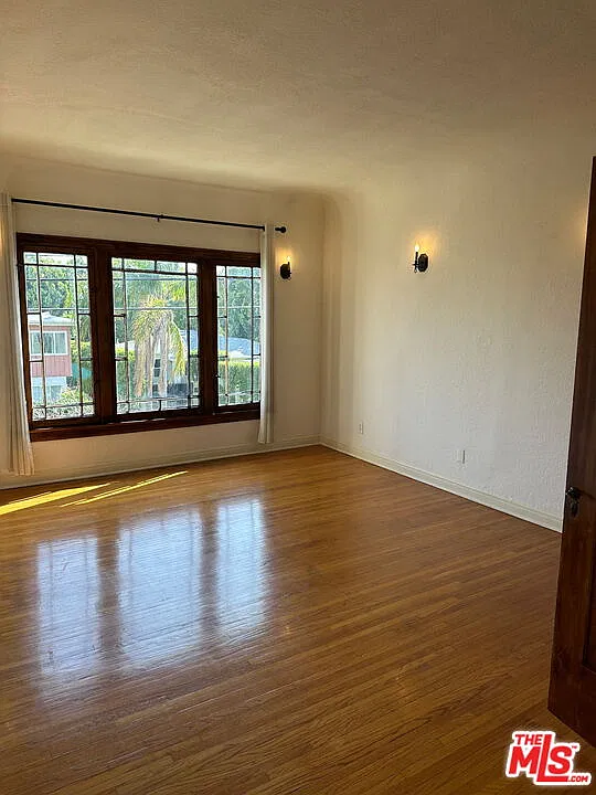 Studio, 1.0 bath, 750 sqft, $2,200 — Photo 2
