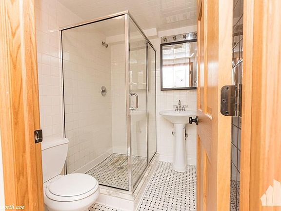 2nd image of 3546 N Bosworth Ave #215