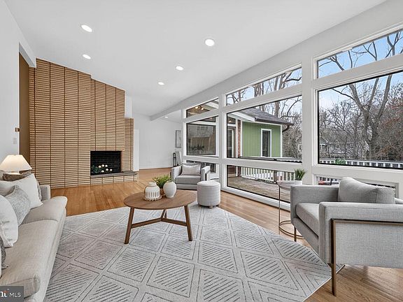 3rd image of 6113 Madawaska Rd