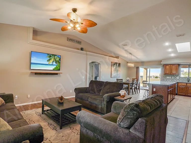 3769 Solar Bay — Photo 4
