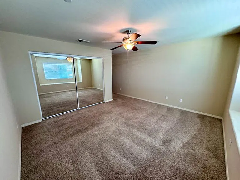 34726 Yellow Root St — Photo 42