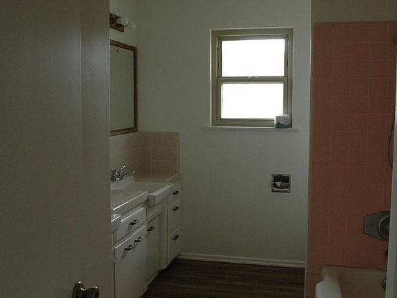 4th image of 3299 San Pablo St