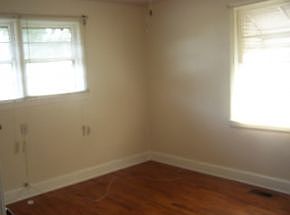 5th image of 1288 Bridwell St