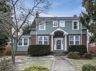 4632 Hunt Ave, Chevy Chase, MD 20815