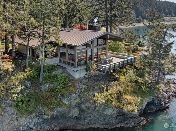 209 Driftwood Drive, Blakely Island, WA 98222