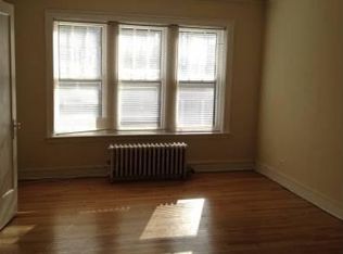 7516 N Hoyne Ave #2, Chicago, IL 60645