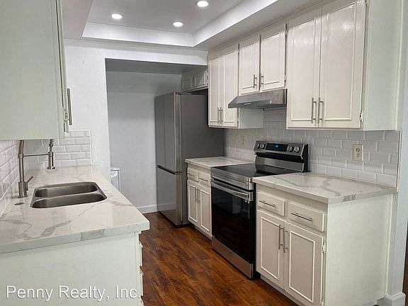 2nd image of 7834 Nightingale Way