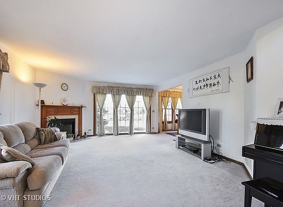 2nd image of 4911 Turnberry Dr