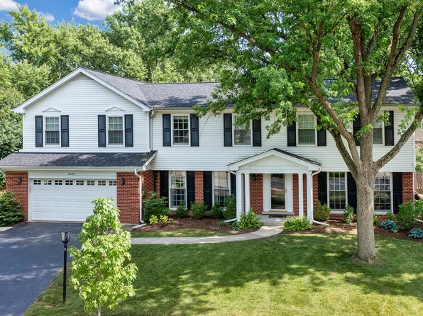 2445 Cherry Ln, Northbrook, IL 60062