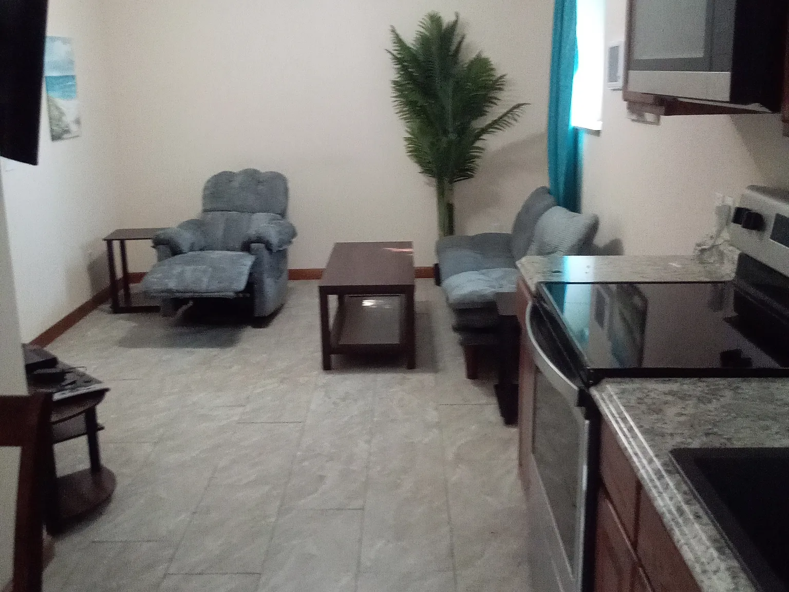 1 bed, 750 sqft, $1,400 — Photo 2