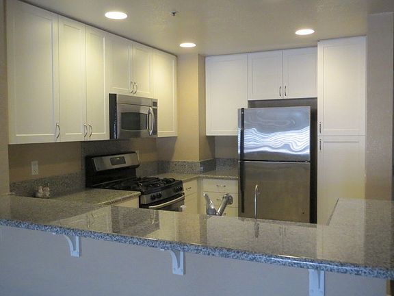 3rd image of 20488 Stevens Creek Blvd APT 1518
