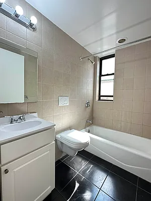 Rented by REAL New York | media 11