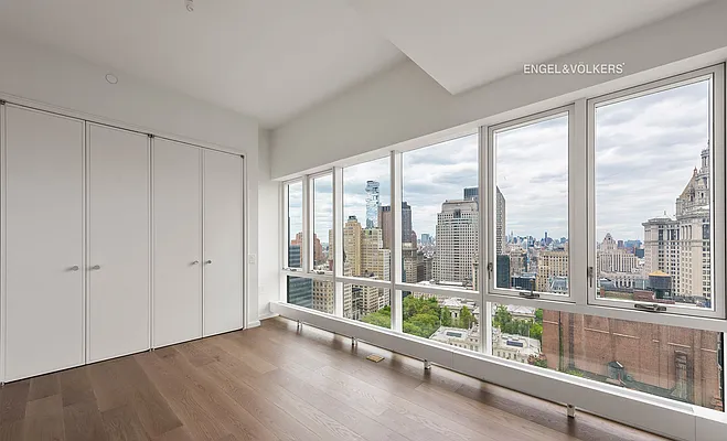 Rented by Engel & Völkers New York City | media 19