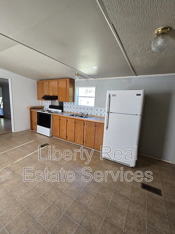 2 bed, 1.0 bath, 980 sqft, $995 — Photo 3