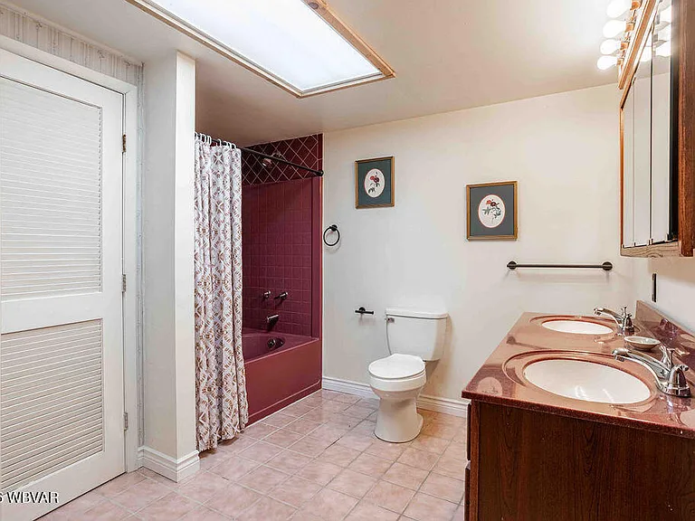 2269 N Williamson Rd — Photo 37