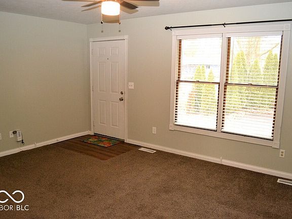 5th image of 326 Sunnyside Dr