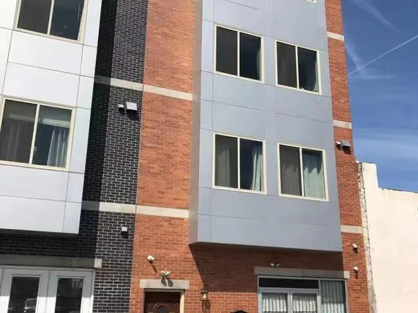 1028 Wood St APT 3R, Philadelphia, PA 19107