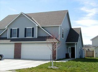3415 Morning Dove Cir, Lawrence, KS 66049