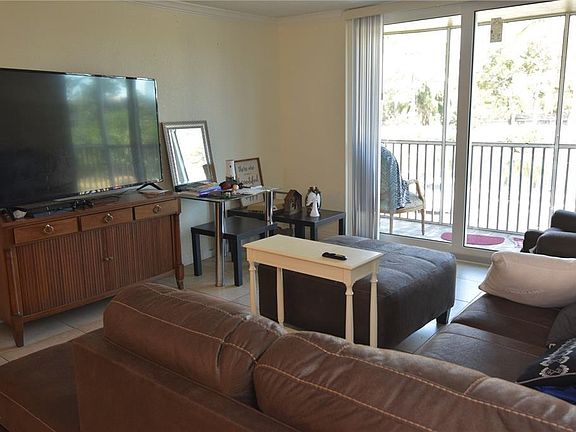 4th image of 2630 Coconut Bay Ln #6210